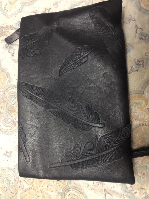 Сумочки и клатчи