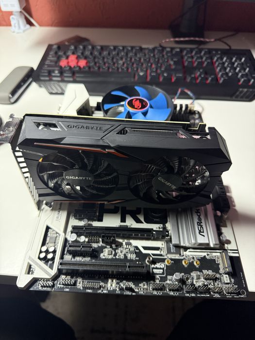 Комплект i7-7700 + gtx 1050ti