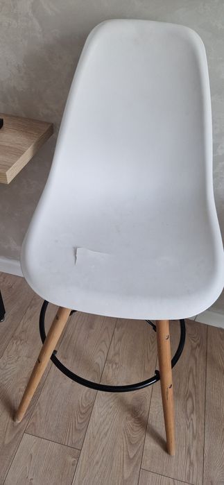 Барный стол и 2 барные стулья