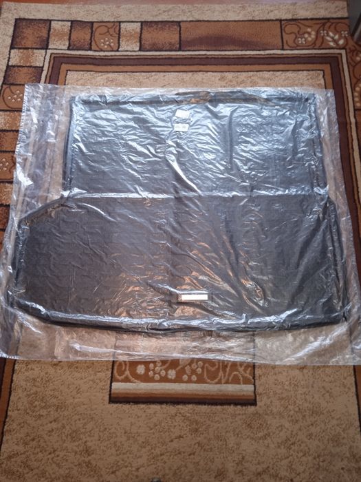 Коврики 2шт. в багажник Lexus