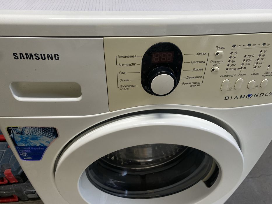 Продам стиральную машину Samsung на 5 кг!