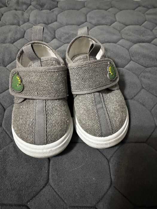 Обувь для мальчика 21-23 размеры