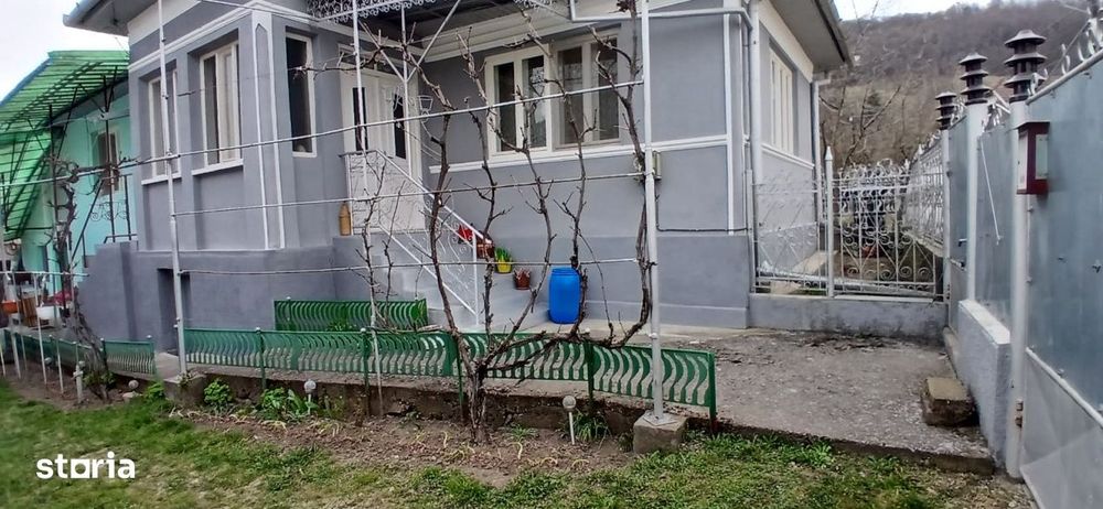 Exclusivitate! Casa individuala cu pozitie buna in Moldovenesti-Cluj