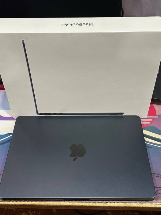 MackBook Air M2 2022