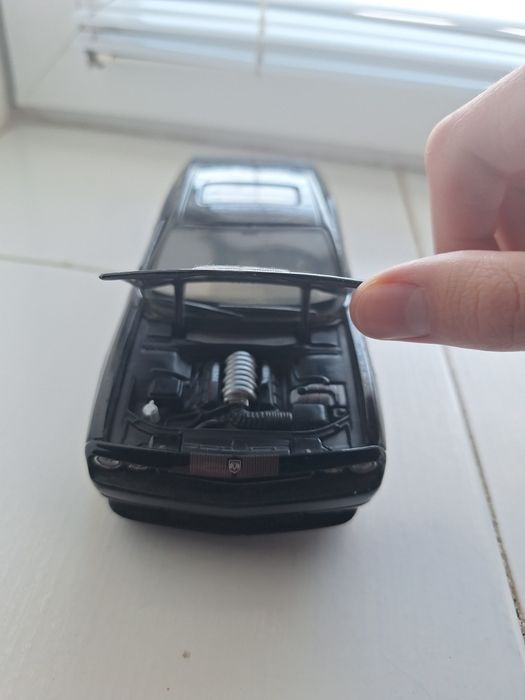 Макет на кола dogge challenger