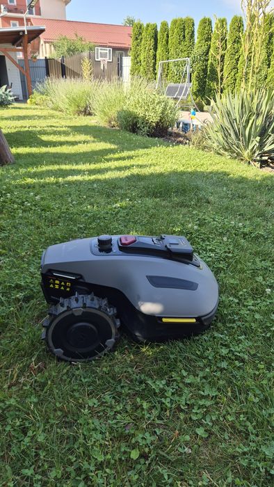 Robot de tuns gazonul  AI  MAMMOTION