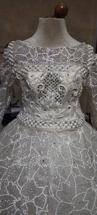 Продается свадебные платья срочно