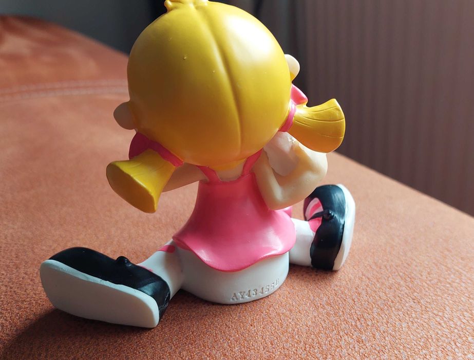 Papusa pentru fete Long Legged Doll COLECTABLE cadou