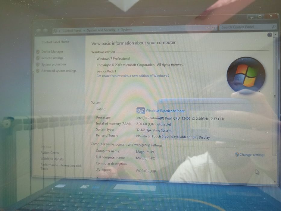 Laptop Toshiba satellite   + geanta targus bussines in stare perfecta  30 de bucati