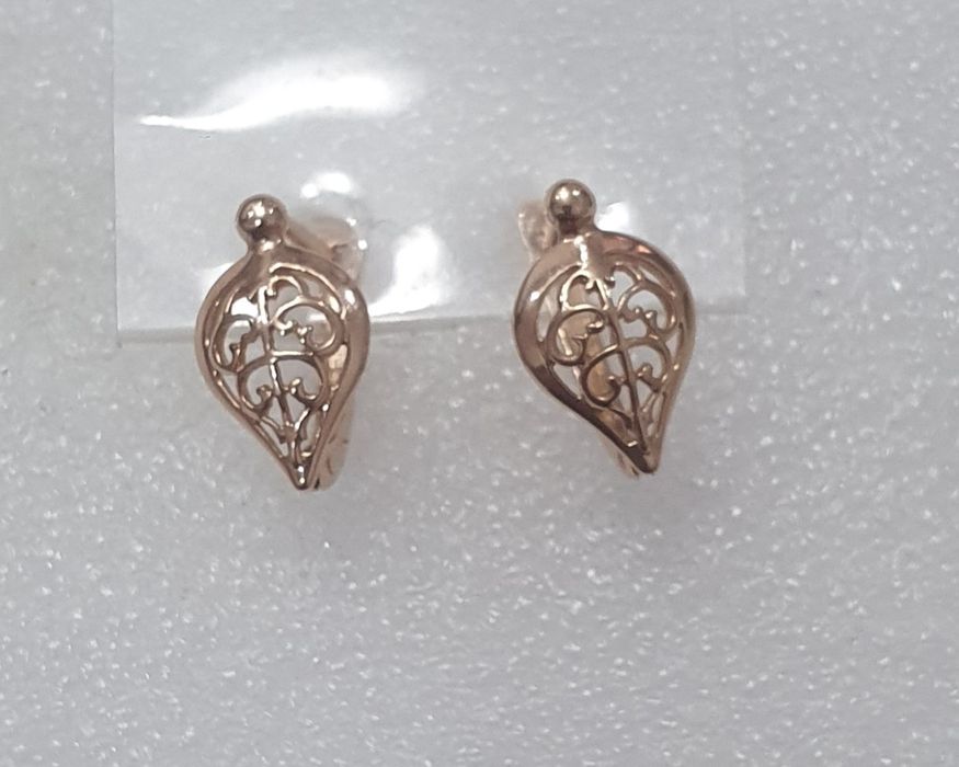 Серьги   золотые.