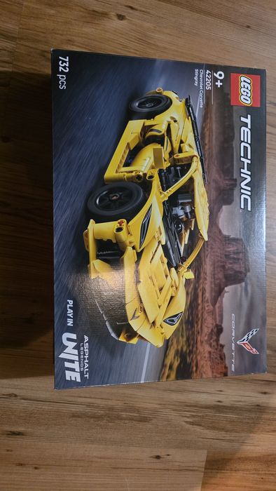 Продавам нови Лего сетове