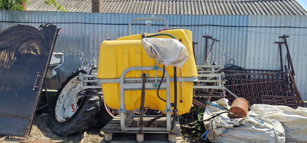Instalatie erbicidat 12 metri 600 litri galvanizat