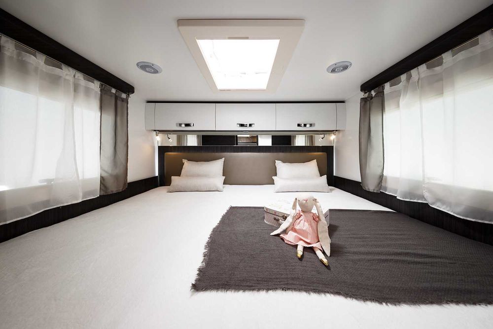 Inchirieri autorulote 5-6 locuri