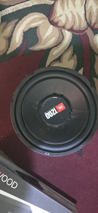 Усилитил калонка симлари билан