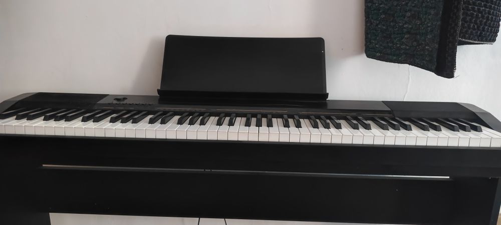 Casio CDP-130, пианино