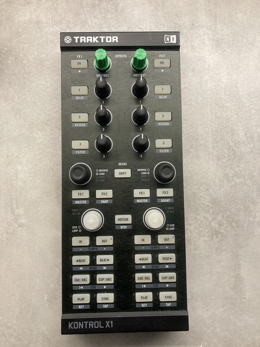 Native Instruments Traktor Kontrol X1 mk1