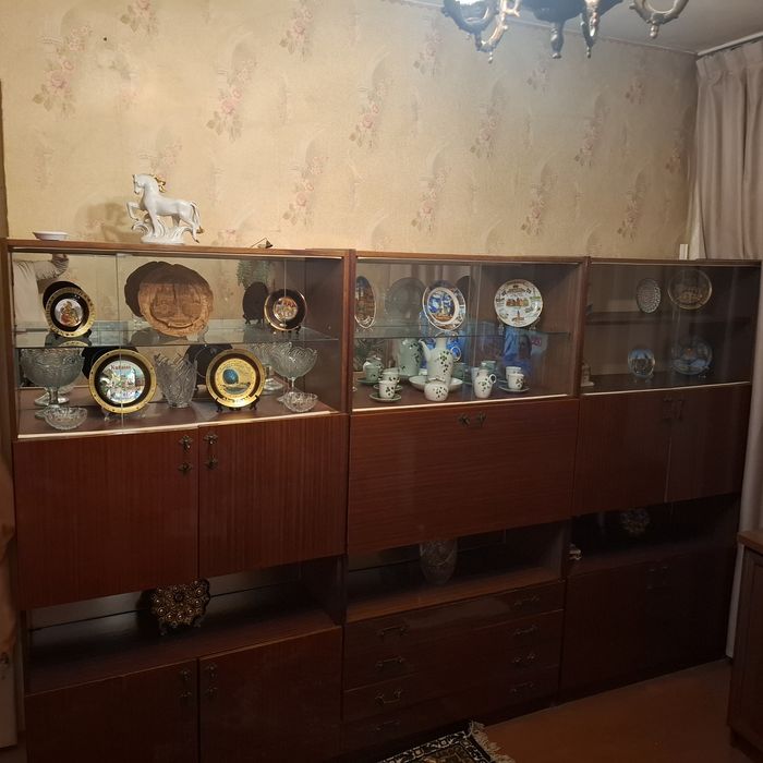 Продам стенку производство Белоруссия.