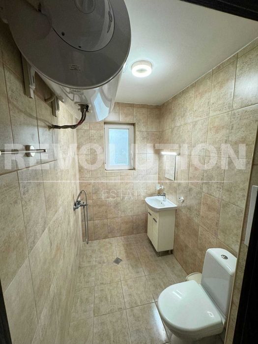 Дава се под наем Едностаен апартамент в Пловдив, Остромила - 55 кв.м за 225 € - Снимка #2