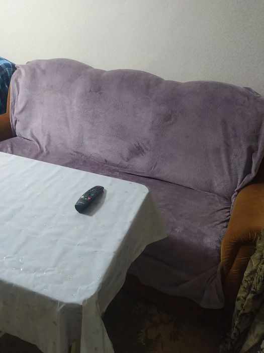 Продам диван раскладной.