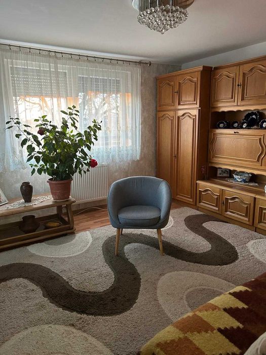 Casa de vanzare cu teren 20 ari in Decebal