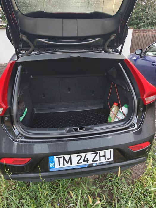 Vând VOLVO V40,2016,6300 euro