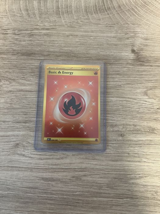 Pokemon card energy Gold