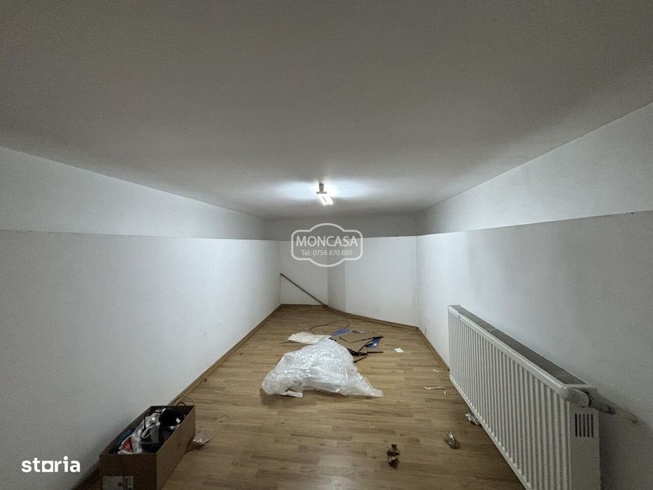 Spatiu comercial zona Bulevard-Sala Polivalenta