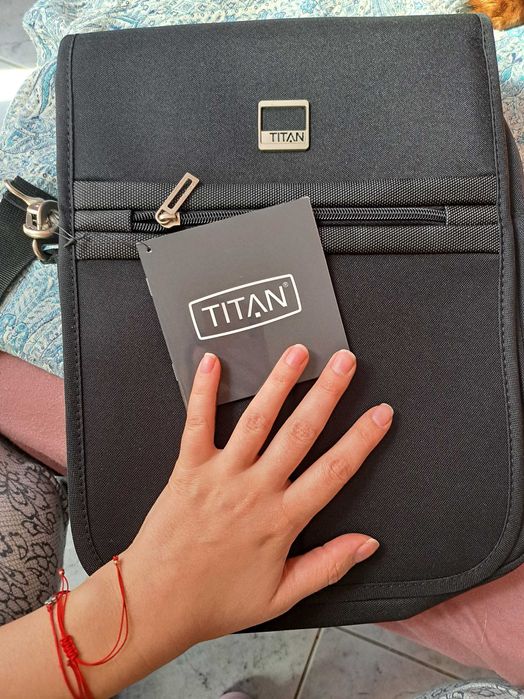 Чанта за таблет Титан