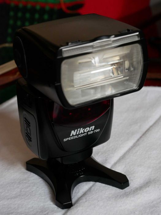 Цифровой фотоаппарат Nikon D40x,вспышка Sb700