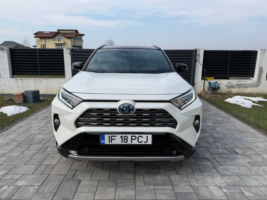 Toyota RAV4 2.5 Hybrid Style Distronic 115.000km JBL Piele