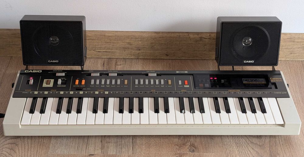 Orga / pian / Sintetizator CASIO MT-800 in cutie