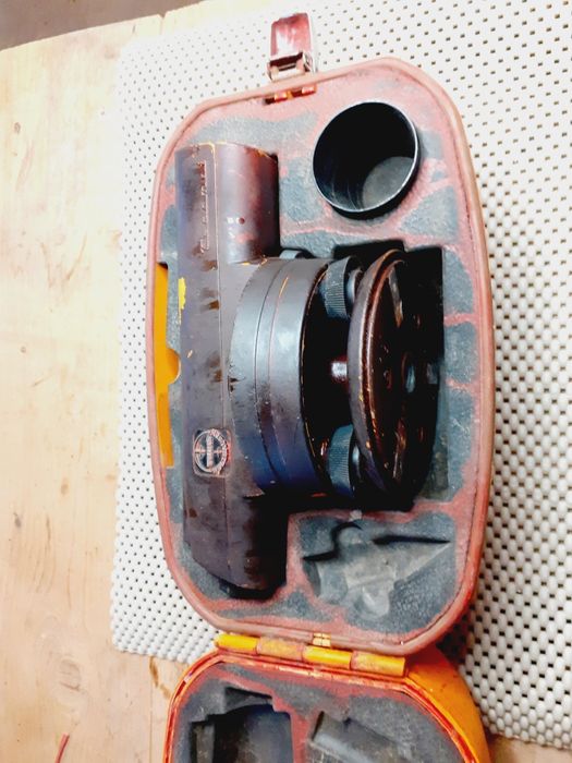 Nivela topografica veche