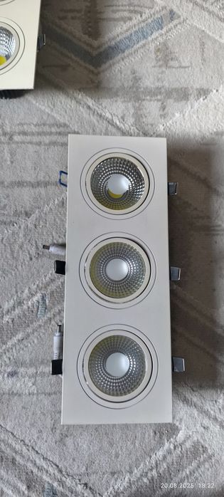 Спот светильник встраиваемый