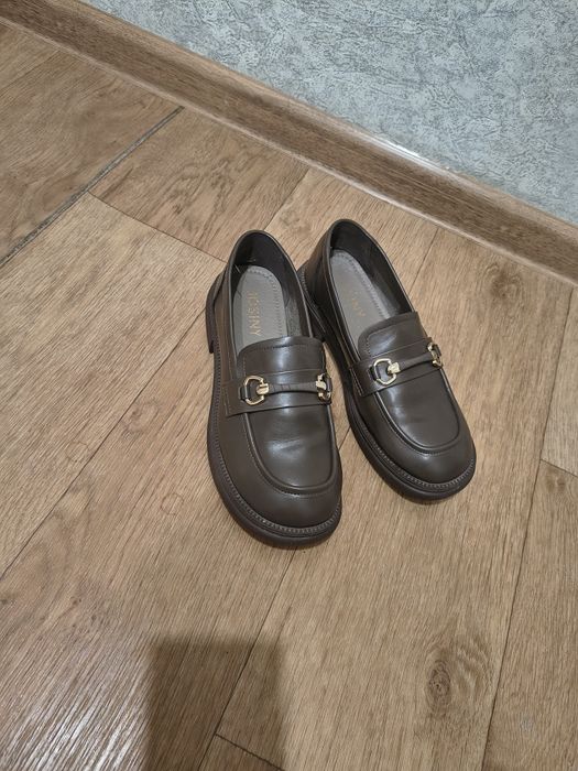 Женские   лоферы