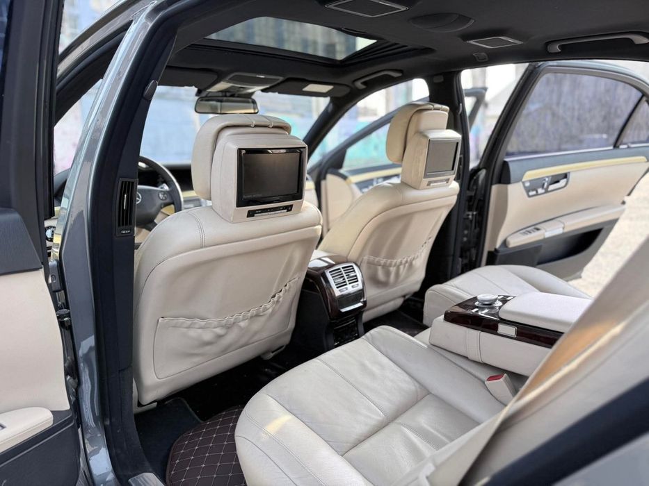 Mercedes Benz S320 2008