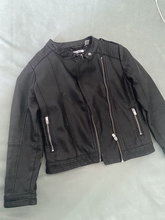 Продам кожаную  куртку