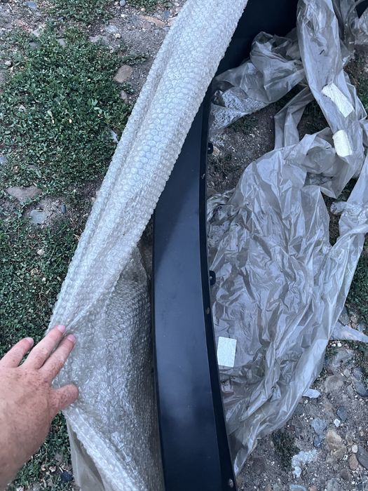 Продам задний бампер гранта новый
