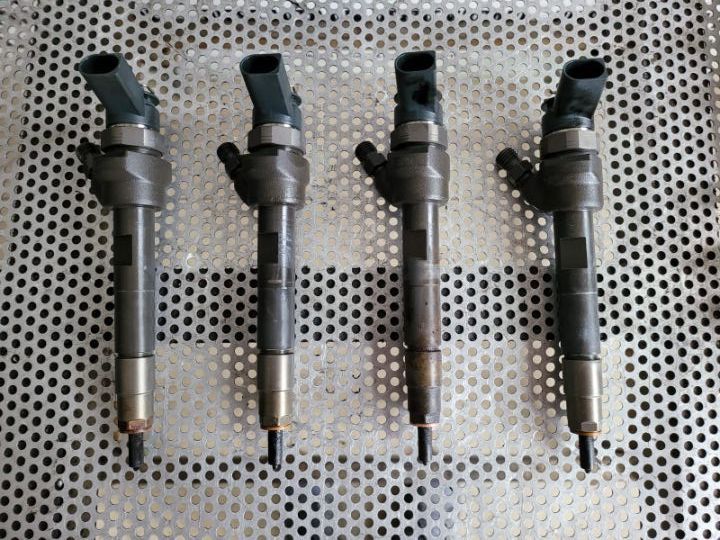 Injectoare Injector BMW F20 F21 F30 F31 F80 F10 F11 X1 X3 X4 Etc. 2.0 D Motor N47D20 Cod