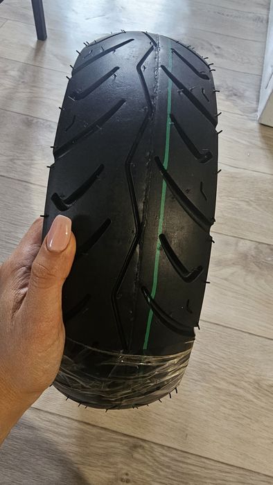 Бескамерная шина 100/90-8