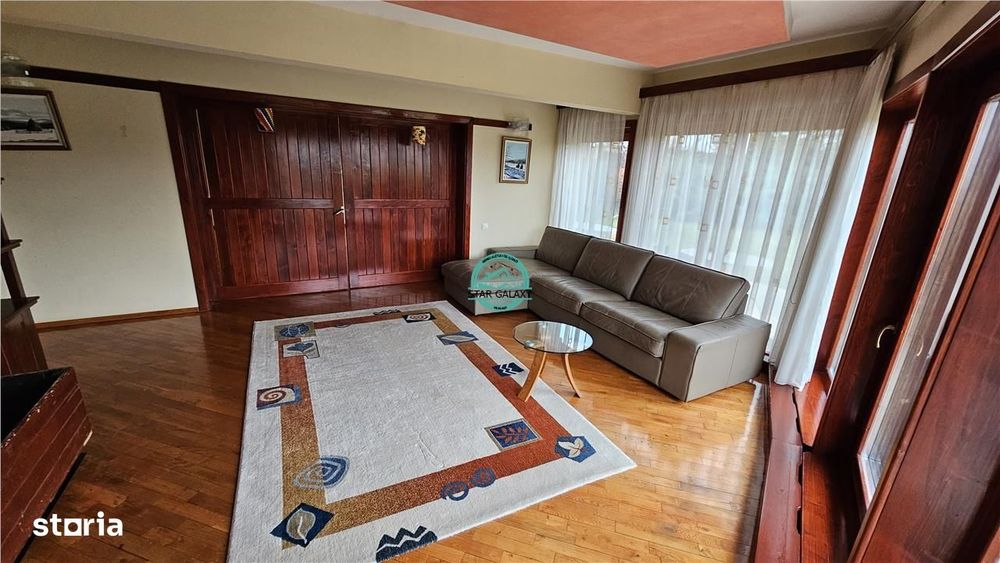 Vand casa de 380 mp, cu teren de 3500 mp in Sangeorgiu de Mures