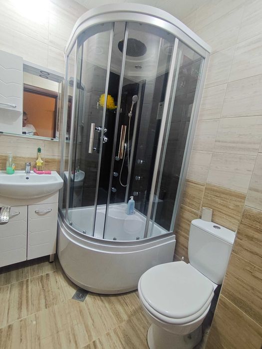 ПРОДАВА СЕ ОТ СОБСТВЕНИК/ Тристаен апартамент 90м2  във Варна Бриз /