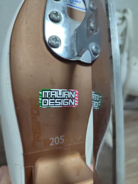 Продам коньки профессиональные