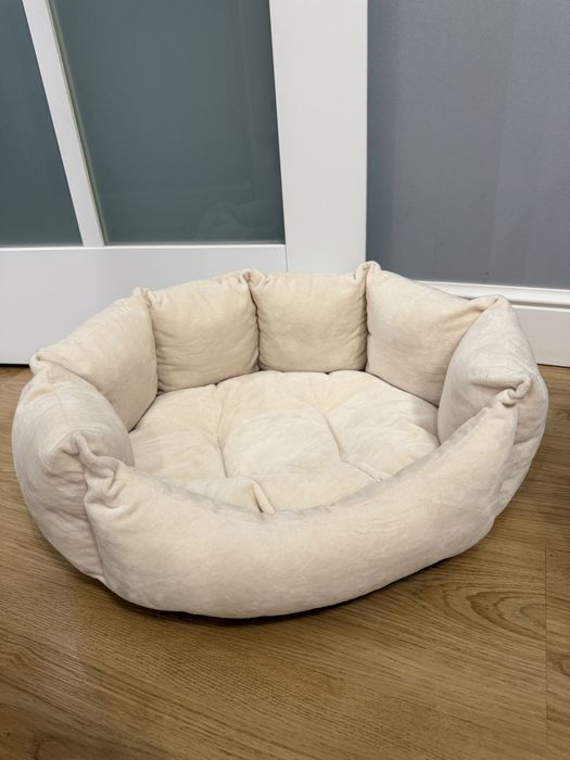 Продам когтеточку и лежанку