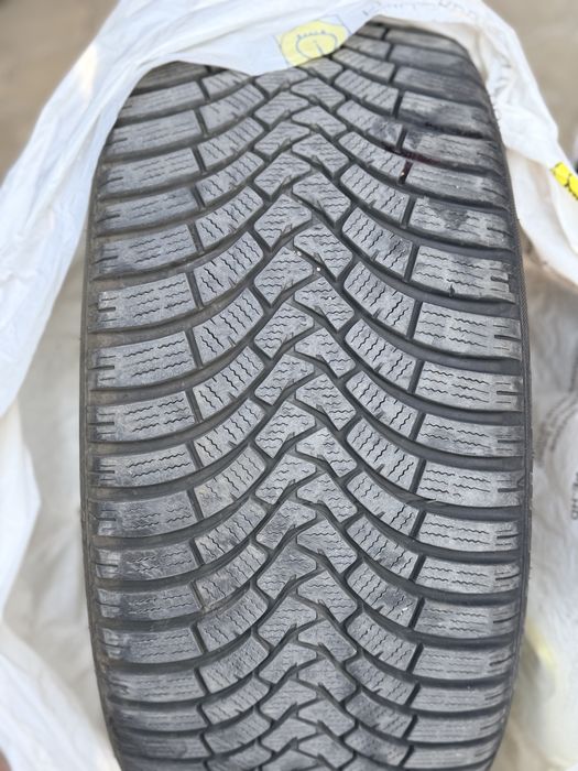 Anvelope iarna Falken M+S 255 35 20