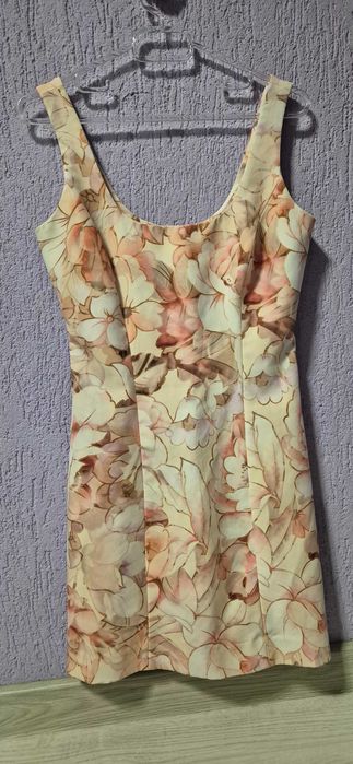 Рокля Cliche с принт цветя С размер