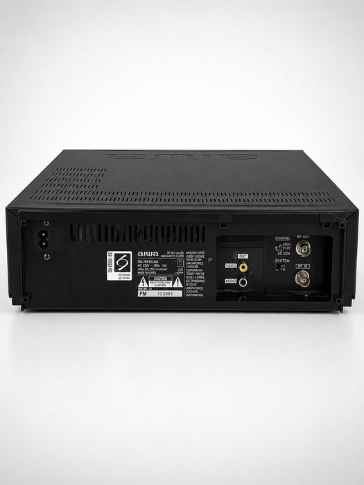 AIWA C100 VHS videomagnitofoni va Daewoo BBS magnitofoniВидеомагнитофо