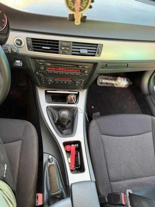 Продава се BMW 320d