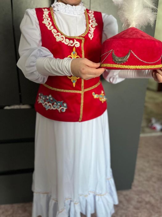 Продам национальный костюм