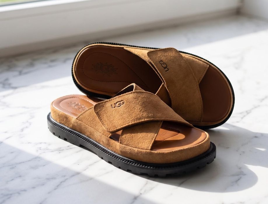 Papuci Dama UGG Maro - Full Box