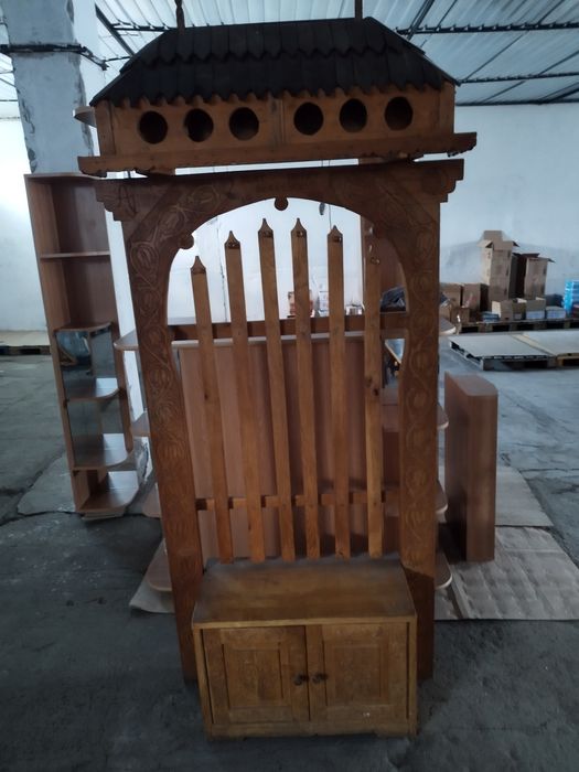 Mobilier hol cu cuier